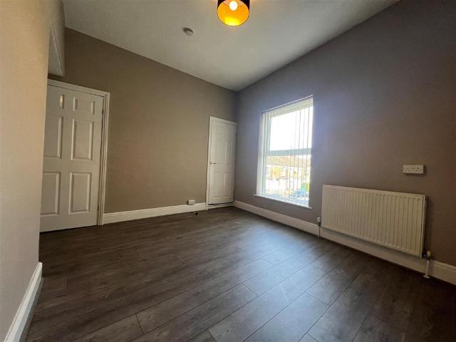 Ryde St 1 bed flat to rent £575 pcm £133 pw