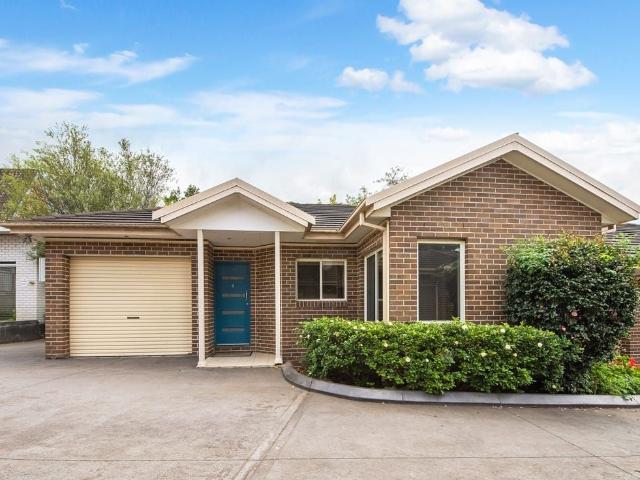 Ryde, 3/323A Blaxland Road