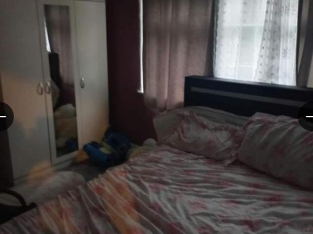 Rye Lane, Halifax HX2 4 bed house to rent £900 pcm £208 pw