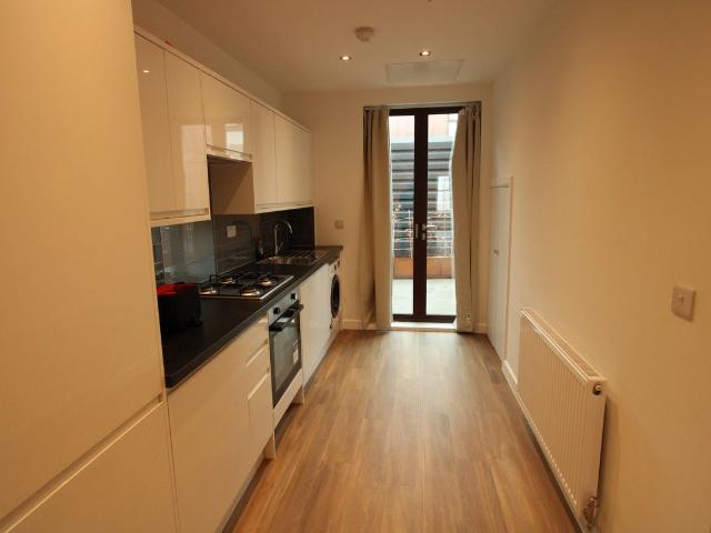 Rye Lane, London SE15, 1 bed flat to rent, £1,800 pcm | PrimeLocation