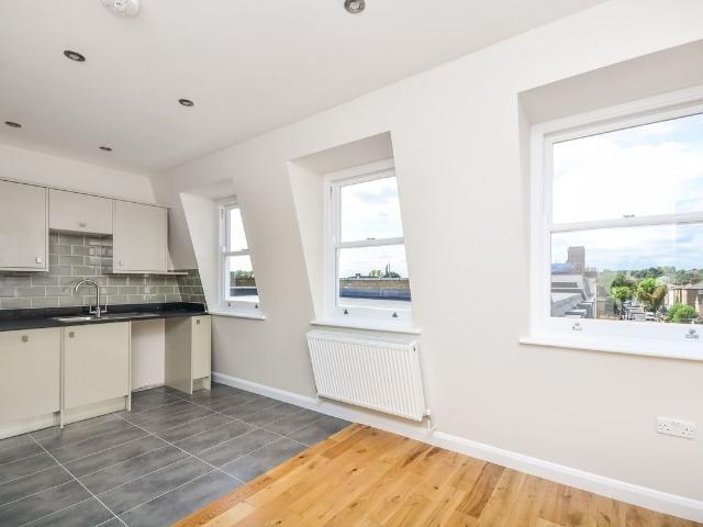 Rye Lane, Peckham, London SE15, 2 bed flat to rent, £1,975 pcm | PrimeLocation