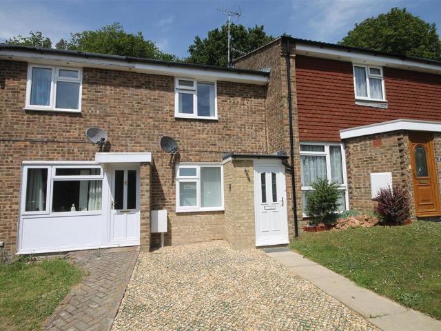 Ryecroft, Haywards Heath, West. 2 bed terraced house to rent £1,450 pcm £335 pw