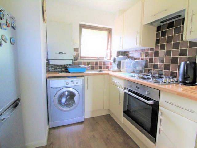 Ryeland Close, Yiewsley, West Drayton UB7, 1 bed flat to rent, £1,350 pcm | PrimeLocation
