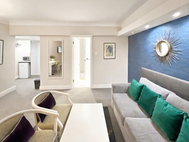 Ryk Tulbagh Square Cozy Studio Apartment with 24 hour security