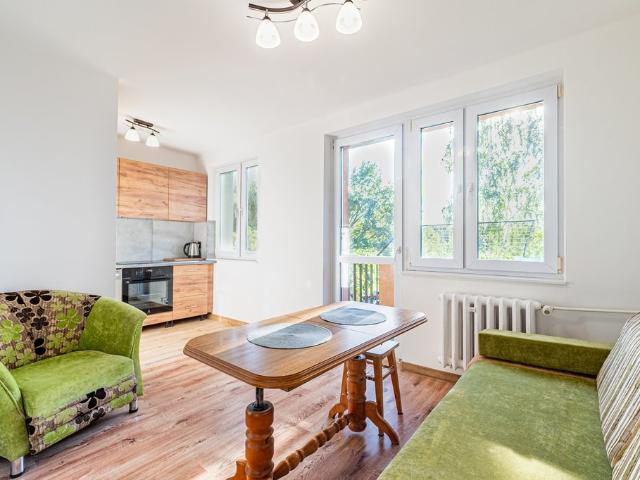 Sprzedam 30 m² po remoncie z balkonem i piwnicą