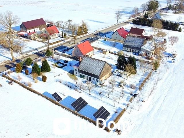 Dom z fotowoltaiką, garażem i dużą działką