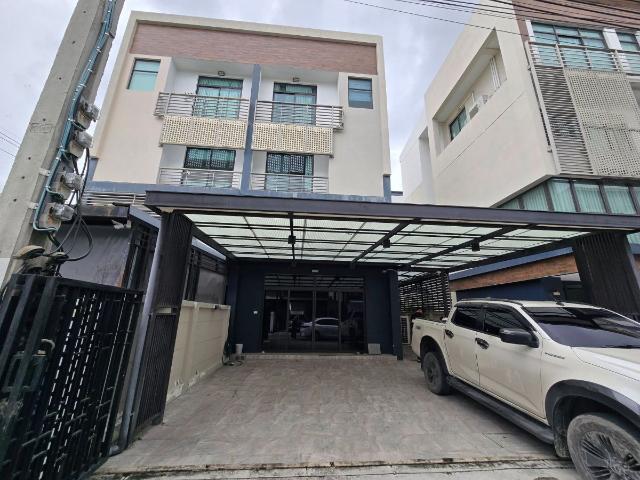 S04 0075 ให้เช่าโฮมออฟฟิศ โครงการดิสทริค เอกมัย รามอินทรา District Ekkamai Ramintra