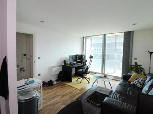 S1 City Centre Flat Solly Street