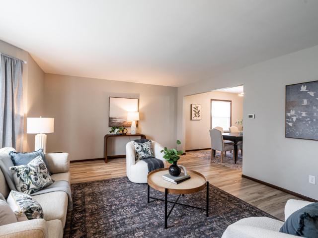 S65w13750 Sherwood Cir