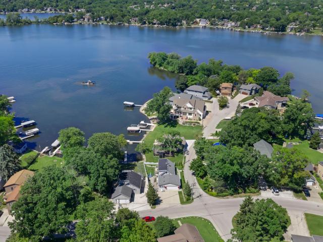 S68W18031 Island Dr