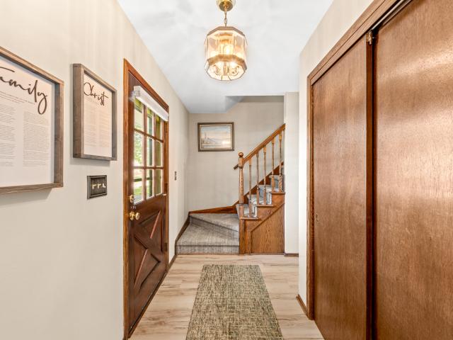 S74W26260 Green Mountain Dr