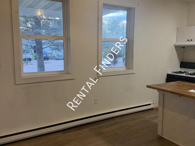 S7559 US 12, 2 beds, 1 full bath