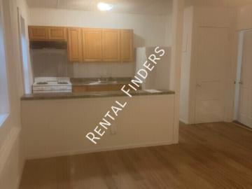 S7559 US 12, 2 beds, 1 full bath