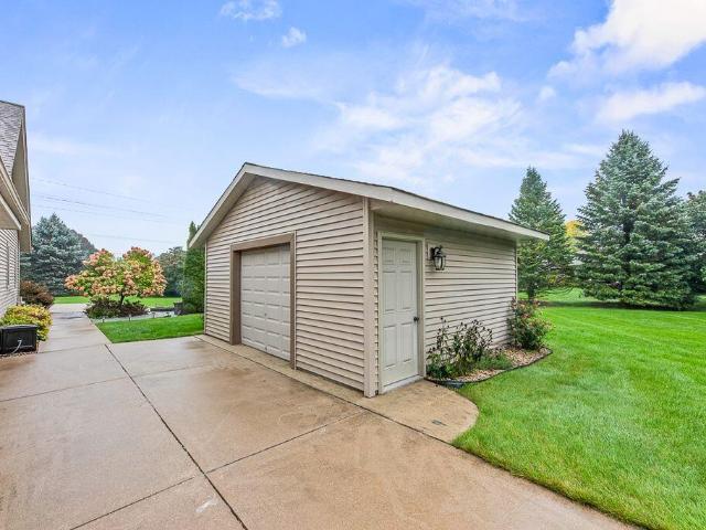 S79W15520 Foxboro Pl