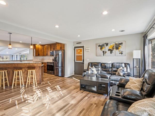 S9061 Meadowdale Road