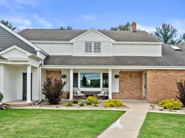 S90W34465 Whitetail Dr