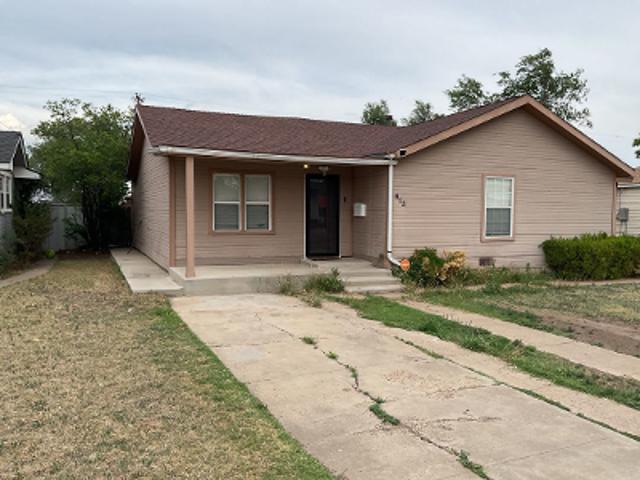 S Maddox Ave