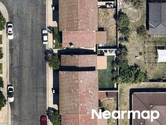 S Mountain Ave