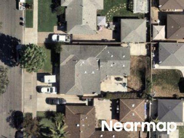 S Nestor Ave