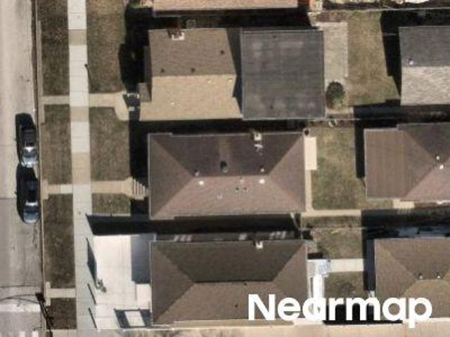 S New England Ave