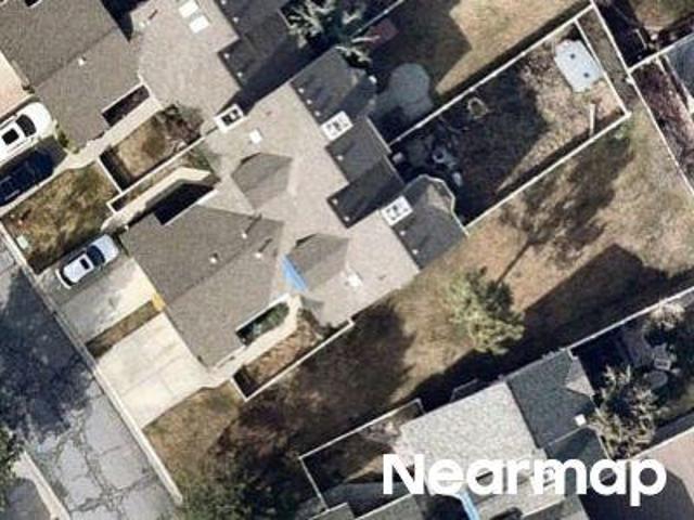 S New Hampton Dr