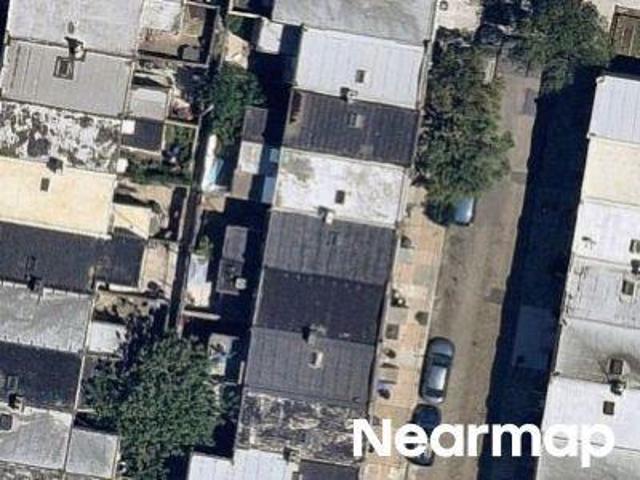 S Newkirk St