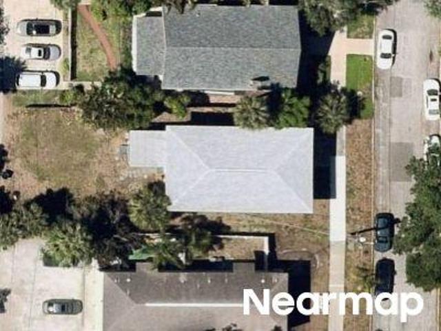 S Newport Ave