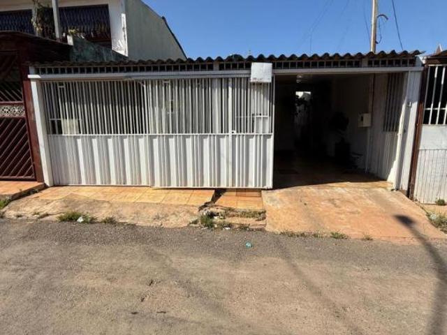 São 2 Moradias Independentes para Renda Extra, Família Grande ou Investidor