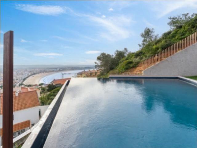 São Martinho T3 2º andar com terraço, piscina e jacuzzi pr. 93m² São Martinho Do Porto