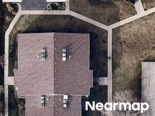 S Oak Meadows Dr