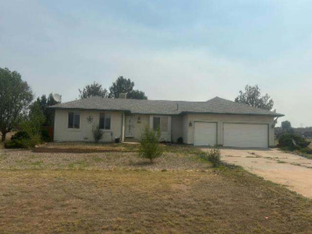 S Oakleaf Dr