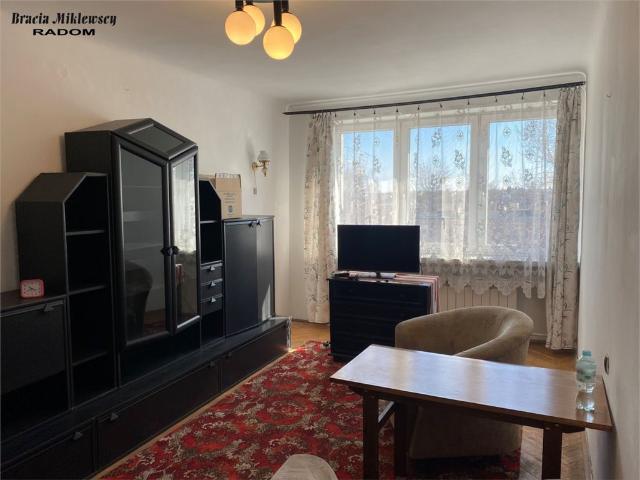 Przestronne 3 pokojowe mieszkanie z balkonem w centrum Radomia polecam