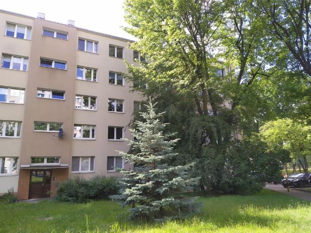 Rezerwacja Słoneczne 3 pokoje z balkonem