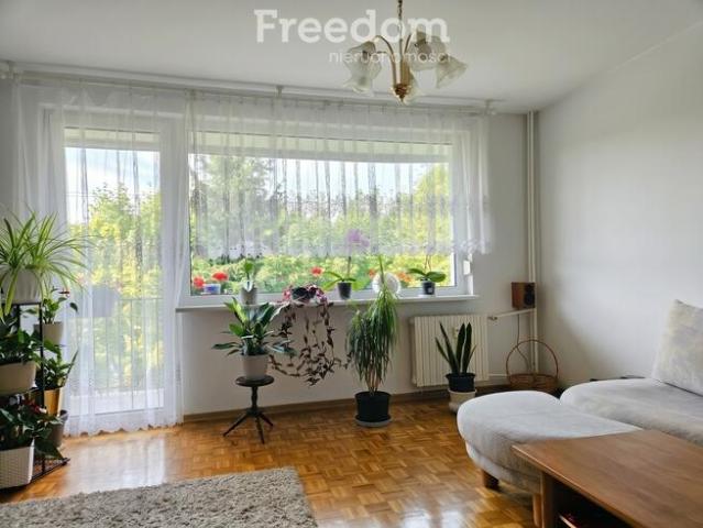 Słoneczne 2 pokoje z loggią | Os. Łużyckie
