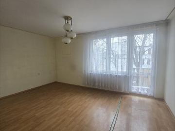 Słoneczne 42 m² w centrum Gorlic z balkonem i piwnicą
