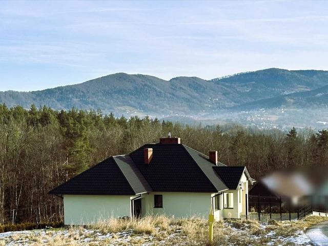 Przestronny dom 206 m² z garażem i piwnicą w Słopnicach