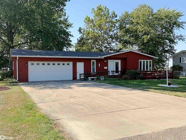 S Orchard Ln, New London, Home For Sale