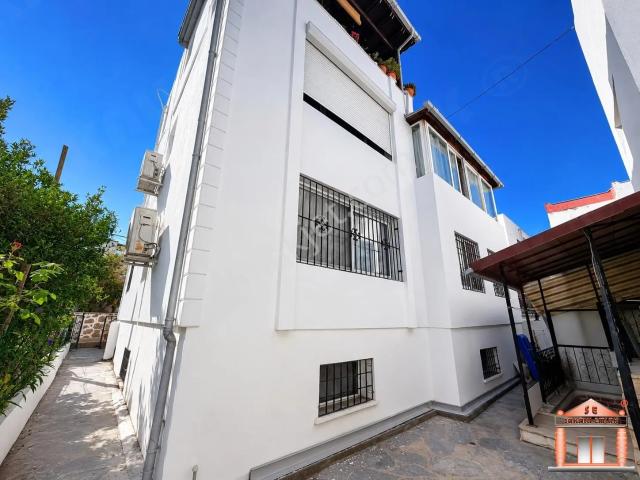 S a k a l l ı d a n Turgutreis Merkezde Eşyalı Kiralık Daire