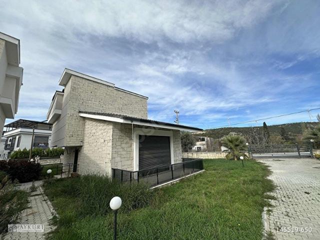 Sığacık'ta en güzel bölgede 4+1 müstakil villa