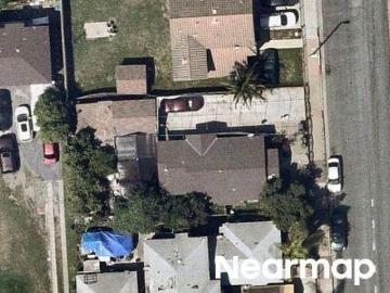 S Acacia Ave