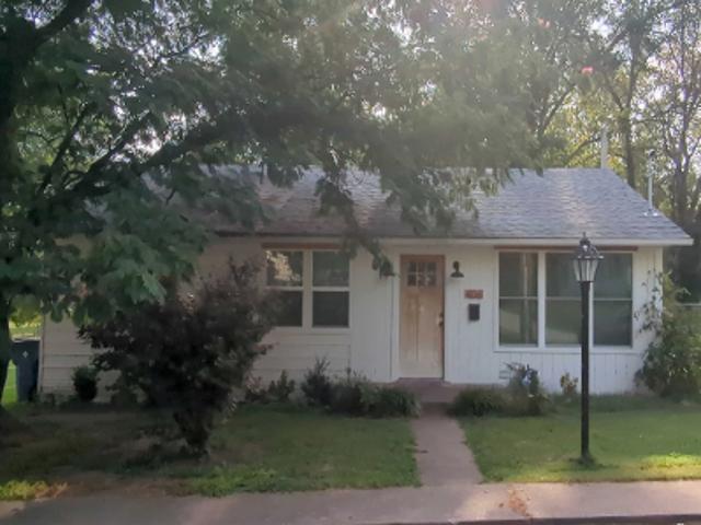 S Adams St
