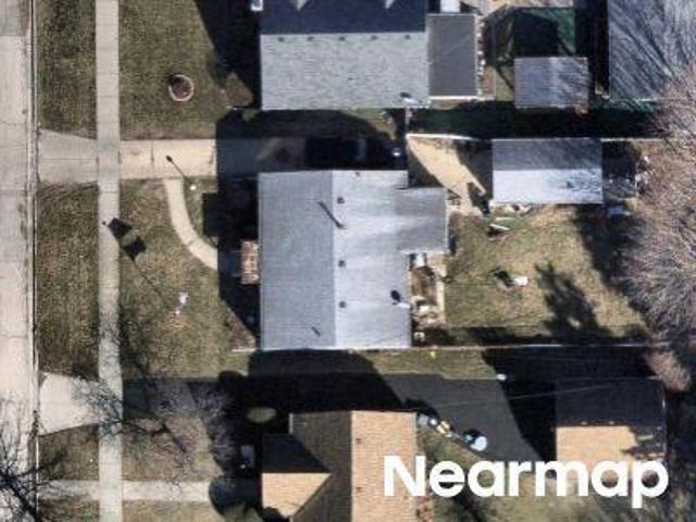 S Aldine St