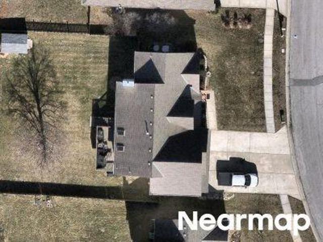 S Arrowhead Dr