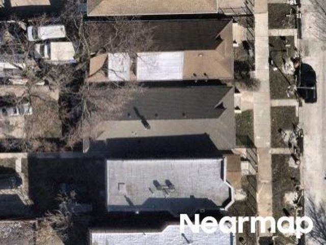 S Artesian Ave