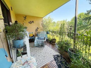S Birkach: Wohnidyll im Grünen Charmante 2 Zimmerwohnung, zentral und ruhig gelegen mit Balkon