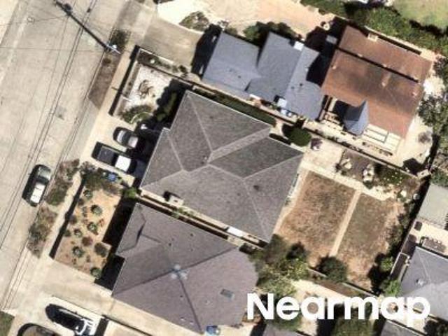 S Cabrillo Ave