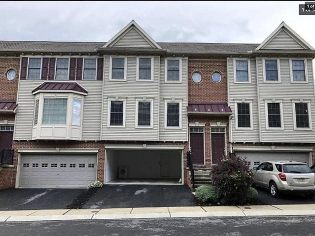 6341 Creekbend Dr, Mechanicsburg, PA 17050