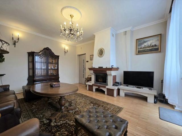 Do sprzedania dom z potencjałem inwestycyjnym 190 m² w Sędziszowie Małopolskim
