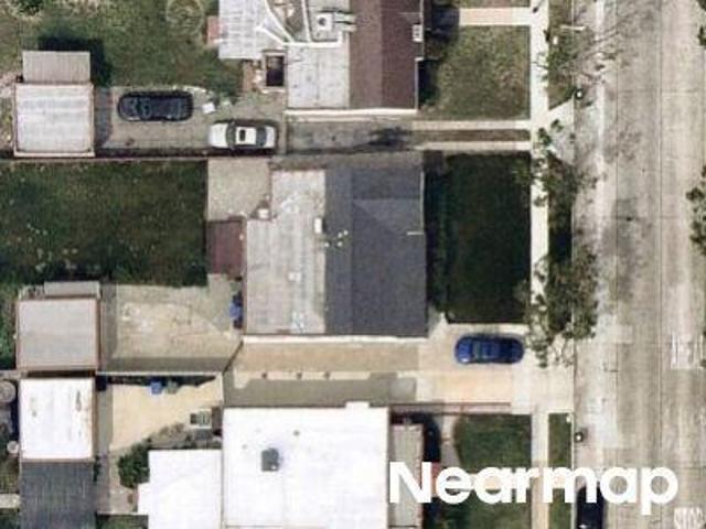 S Denker Ave