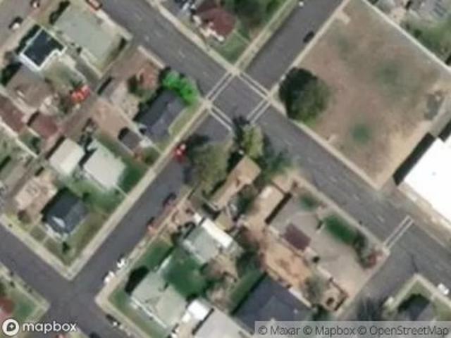 S Division St